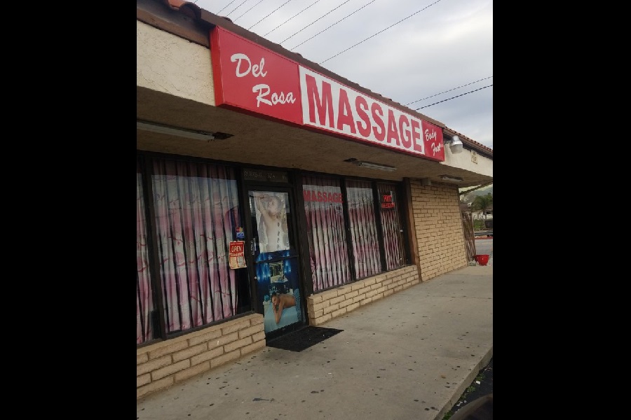 Del Rosa Massage
