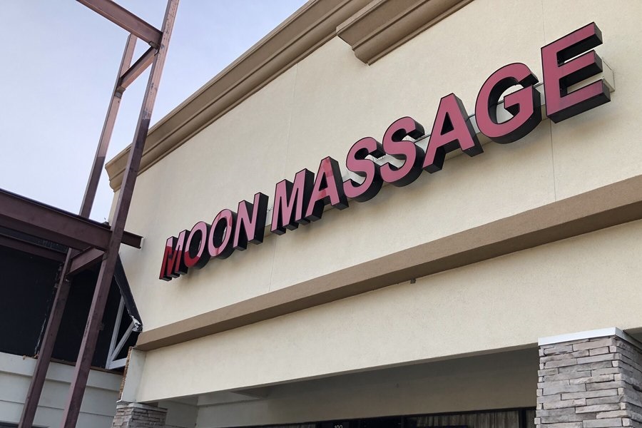 Moon Massage