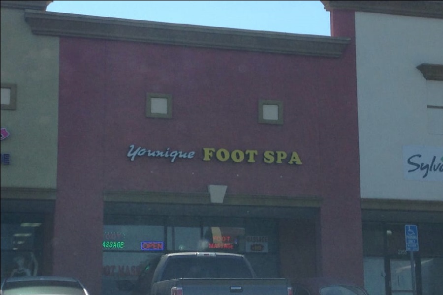 Younique Foot Spa